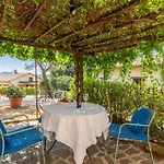 Apartment Pergola *