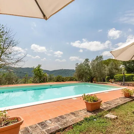 Pergola * Monte Santa Maria Tiberina